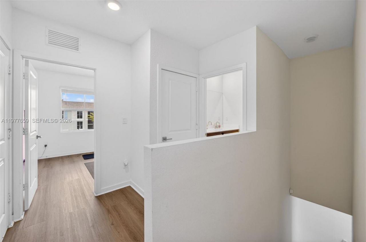 826 SE 17th St , Homestead, FL 33034 Photo