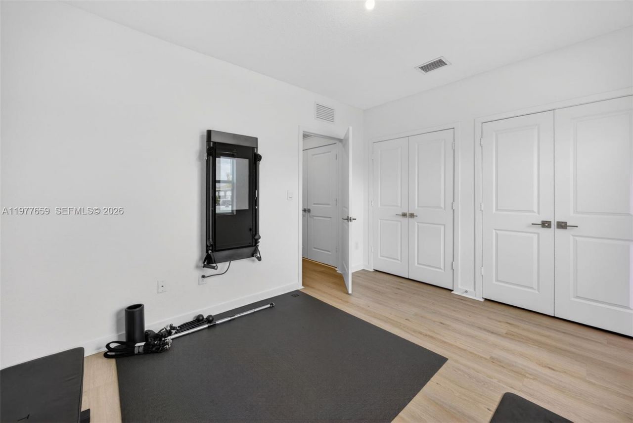 826 SE 17th St , Homestead, FL 33034 Photo