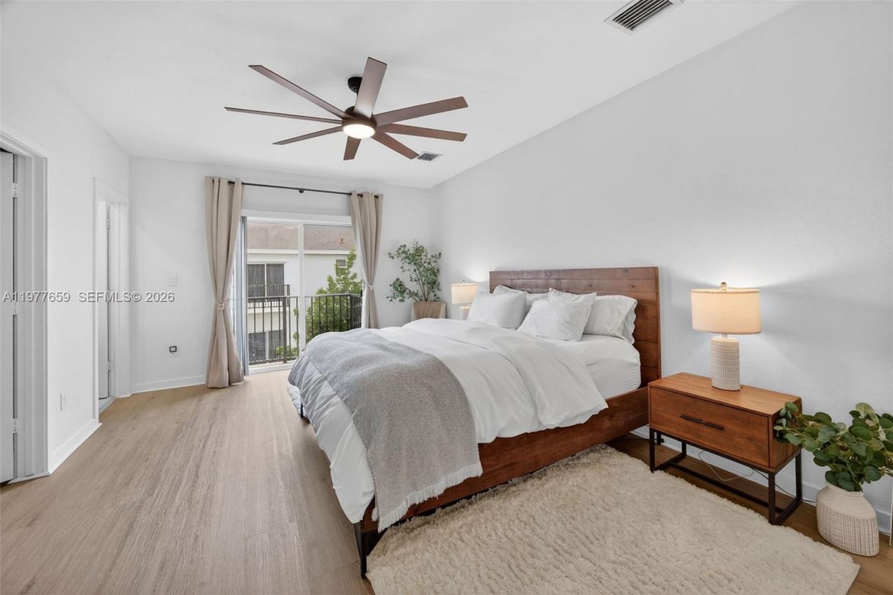 826 SE 17th St , Homestead, FL 33034 Photo