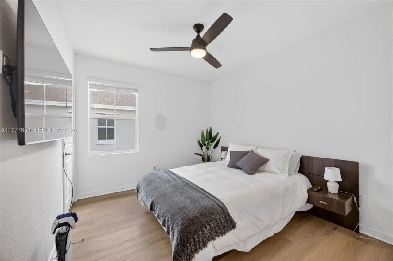 826 SE 17th St , Homestead, FL 33034 Photo