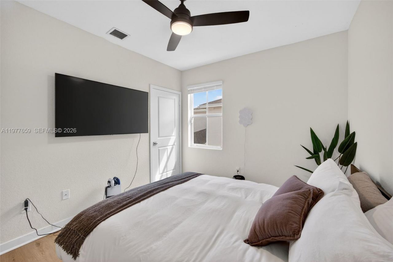 826 SE 17th St , Homestead, FL 33034 Photo