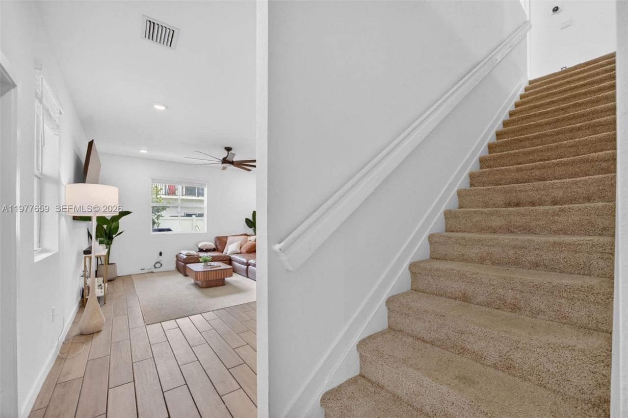 826 SE 17th St , Homestead, FL 33034 Photo