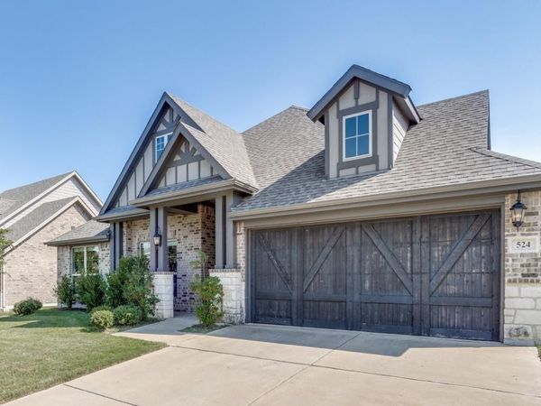 524 Windrow Lane, Waxahachie, TX 75165
