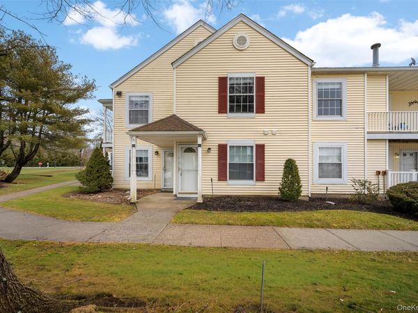 204 Fairview Circle , Middle Island, NY 11953