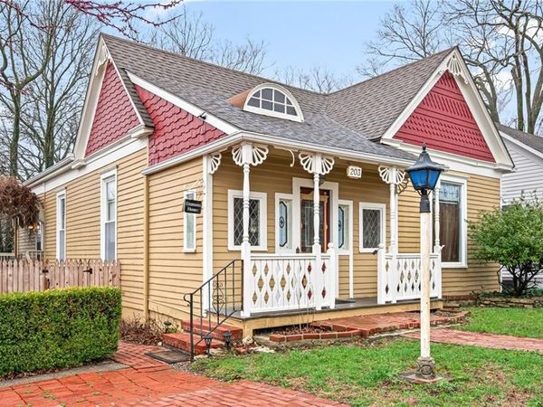 203 W Mechanic Street, Harrisonville, MO 64701