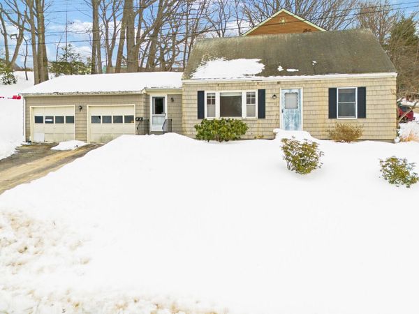 12 Beaufort Street, South Portland, ME 04106