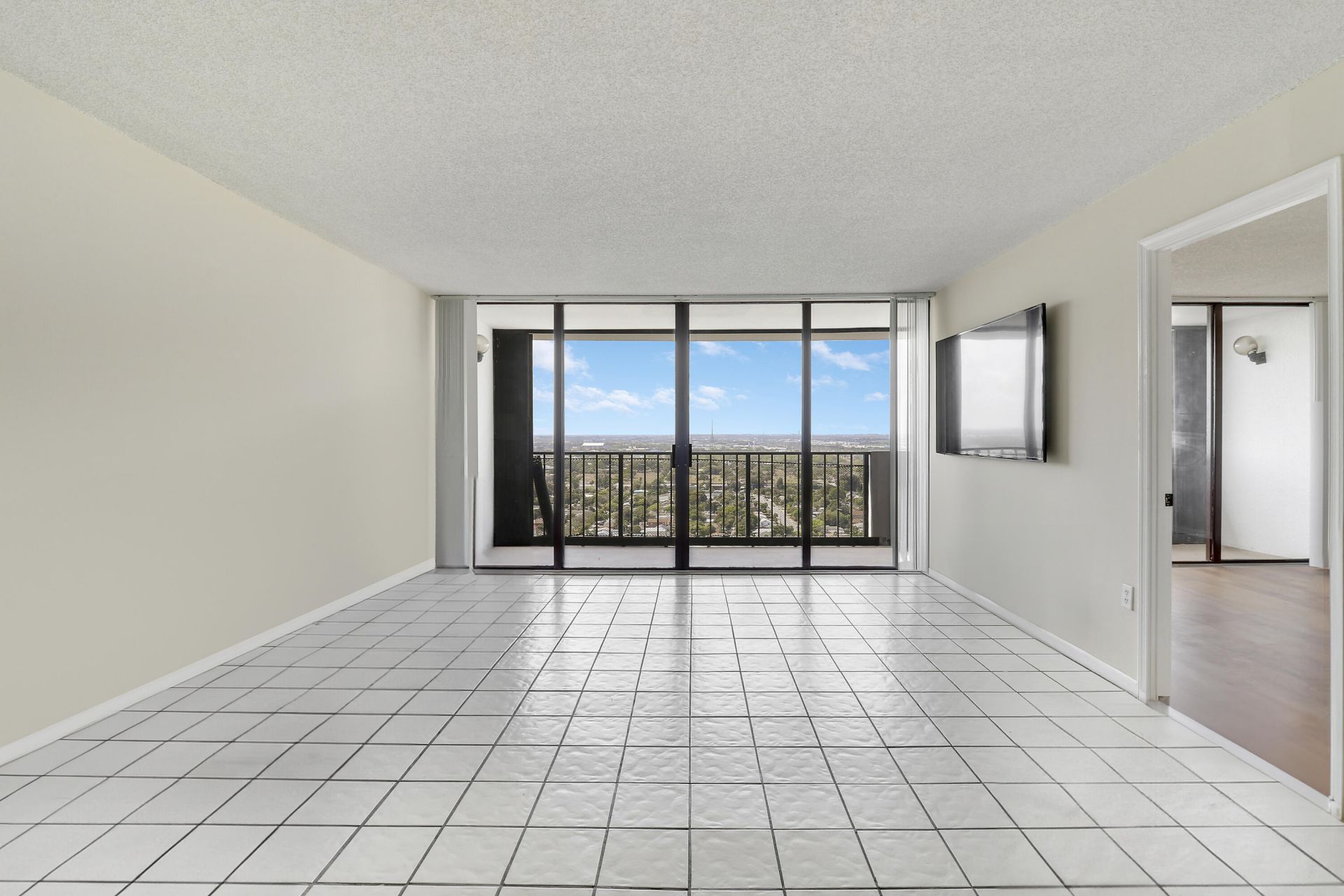 5600 N Flagler Drive, Unit Ph103, West Palm Beach, FL 33407 Photo