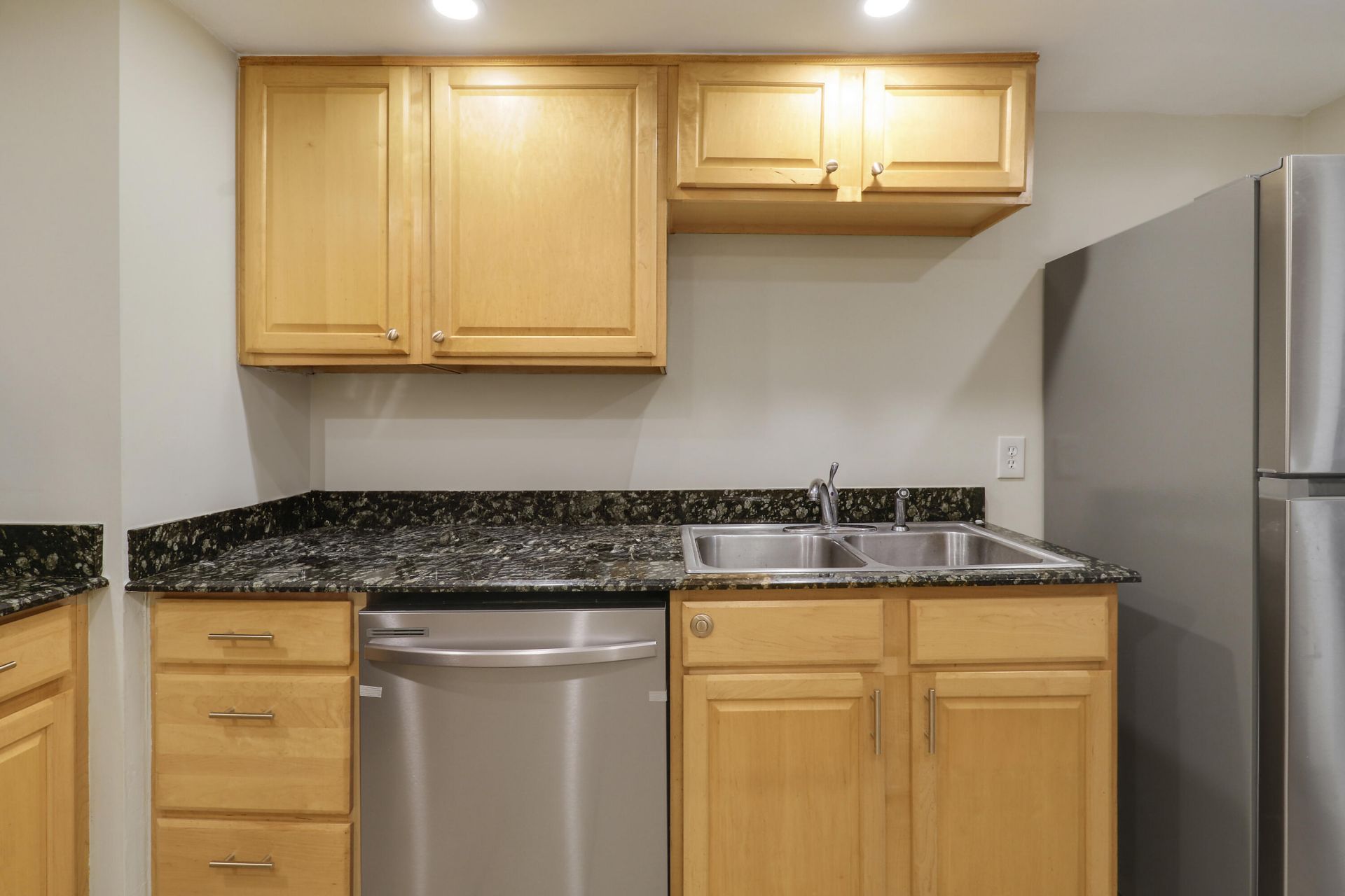 5600 N Flagler Drive, Unit Ph103, West Palm Beach, FL 33407 Photo