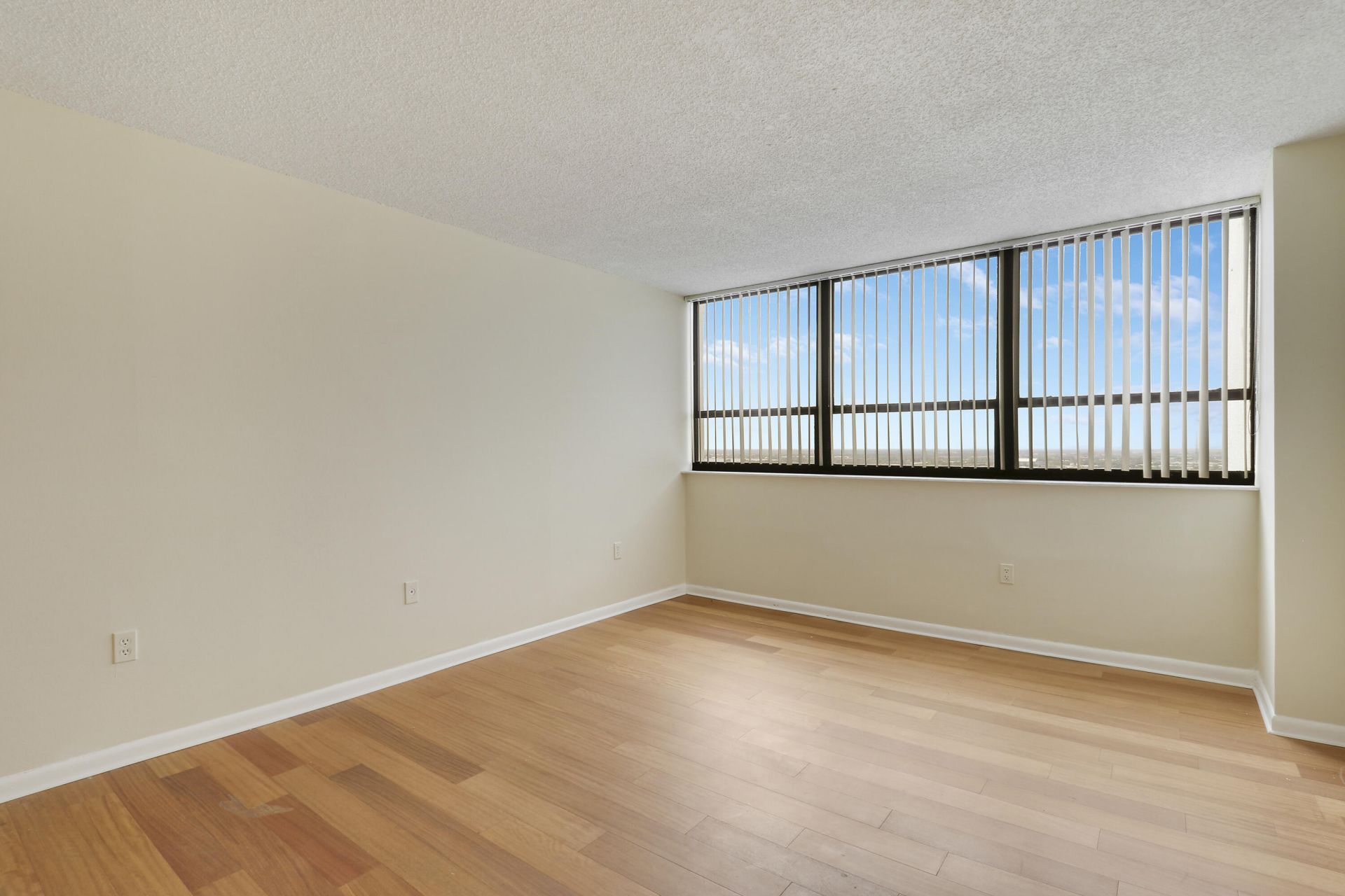 5600 N Flagler Drive, Unit Ph103, West Palm Beach, FL 33407 Photo