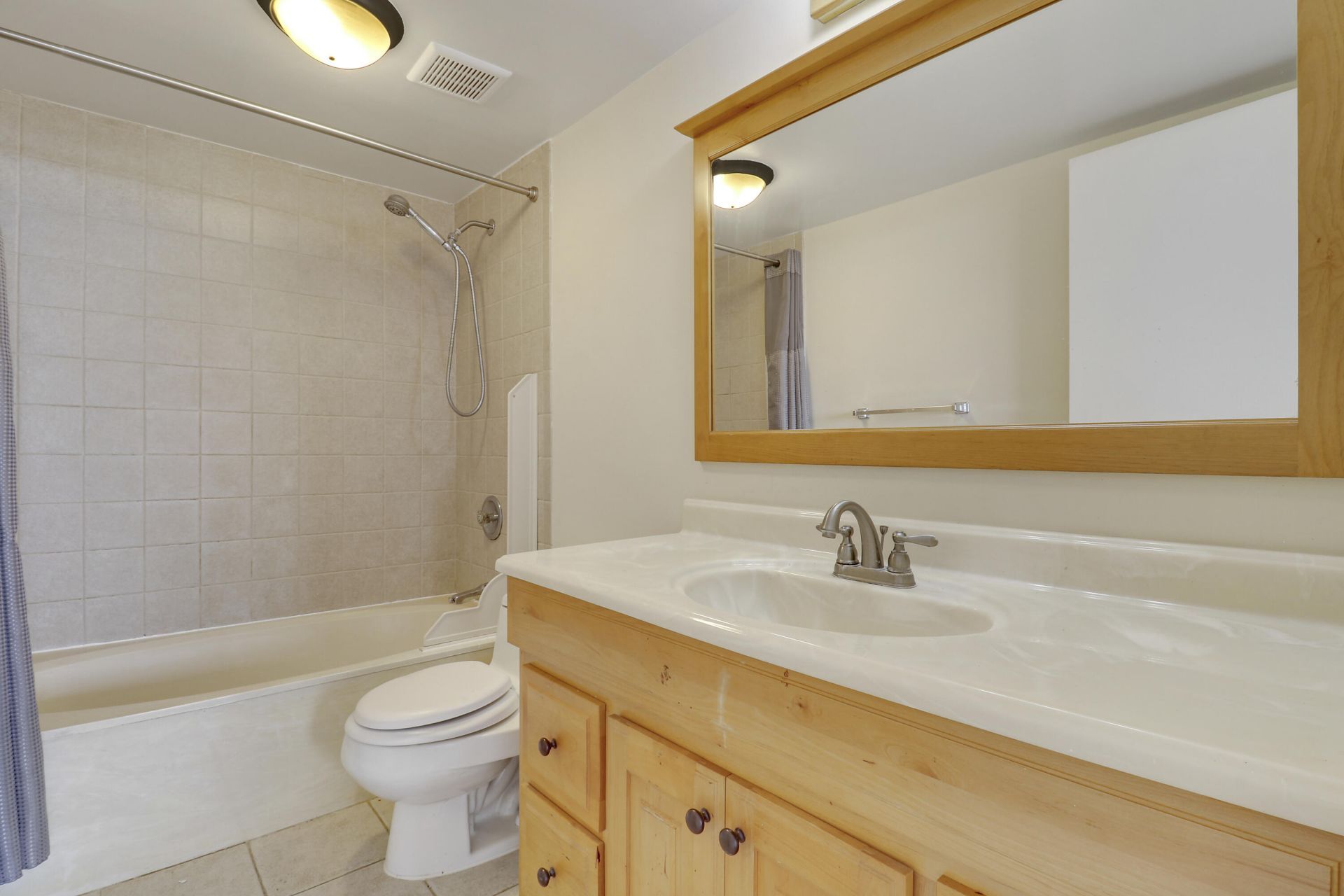 5600 N Flagler Drive, Unit Ph103, West Palm Beach, FL 33407 Photo