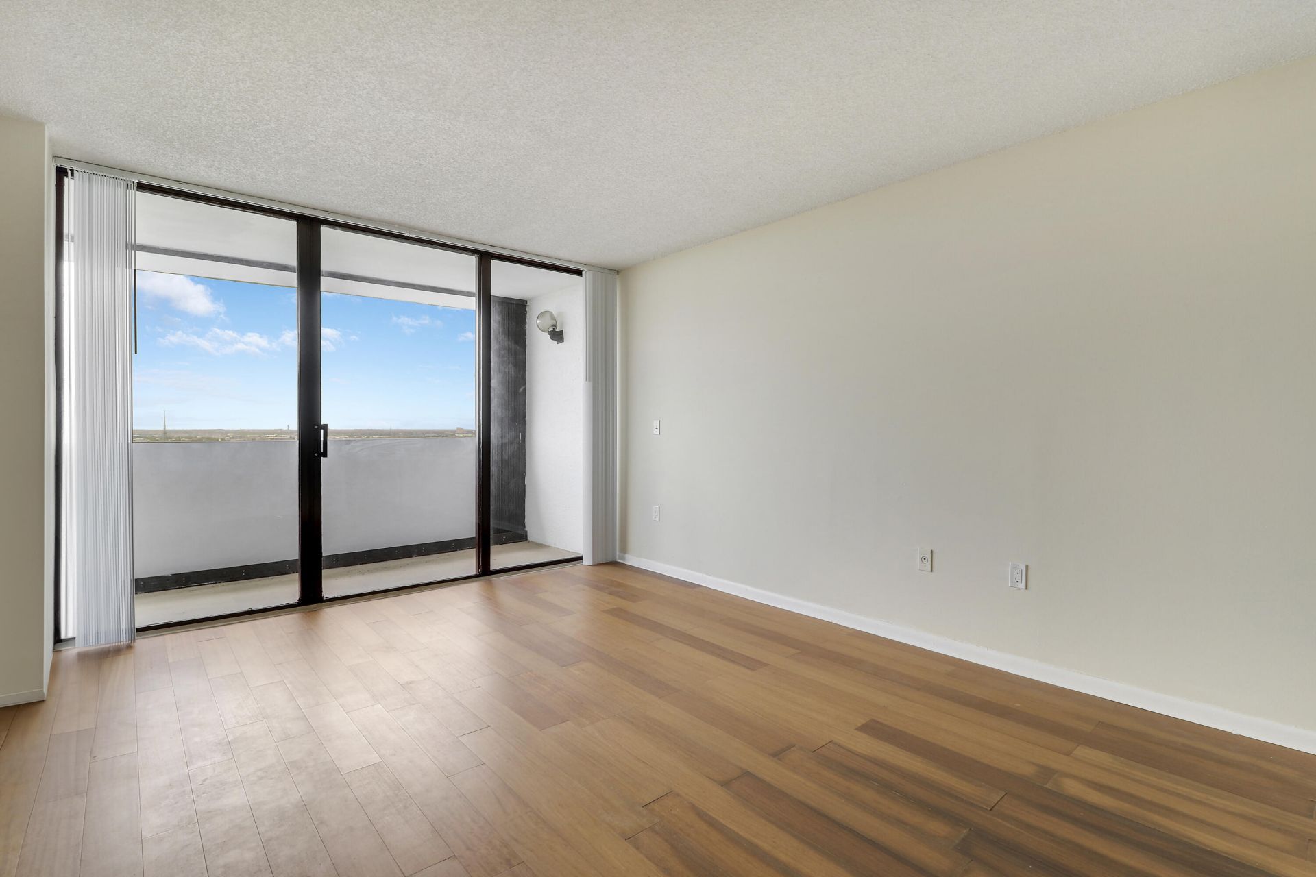 5600 N Flagler Drive, Unit Ph103, West Palm Beach, FL 33407 Photo