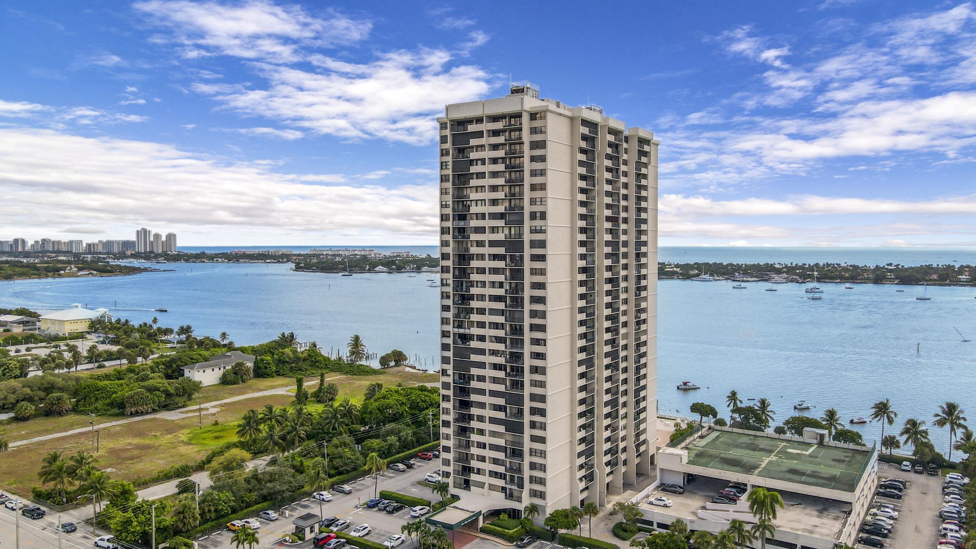 5600 N Flagler Drive, Unit Ph103, West Palm Beach, FL 33407 Photo