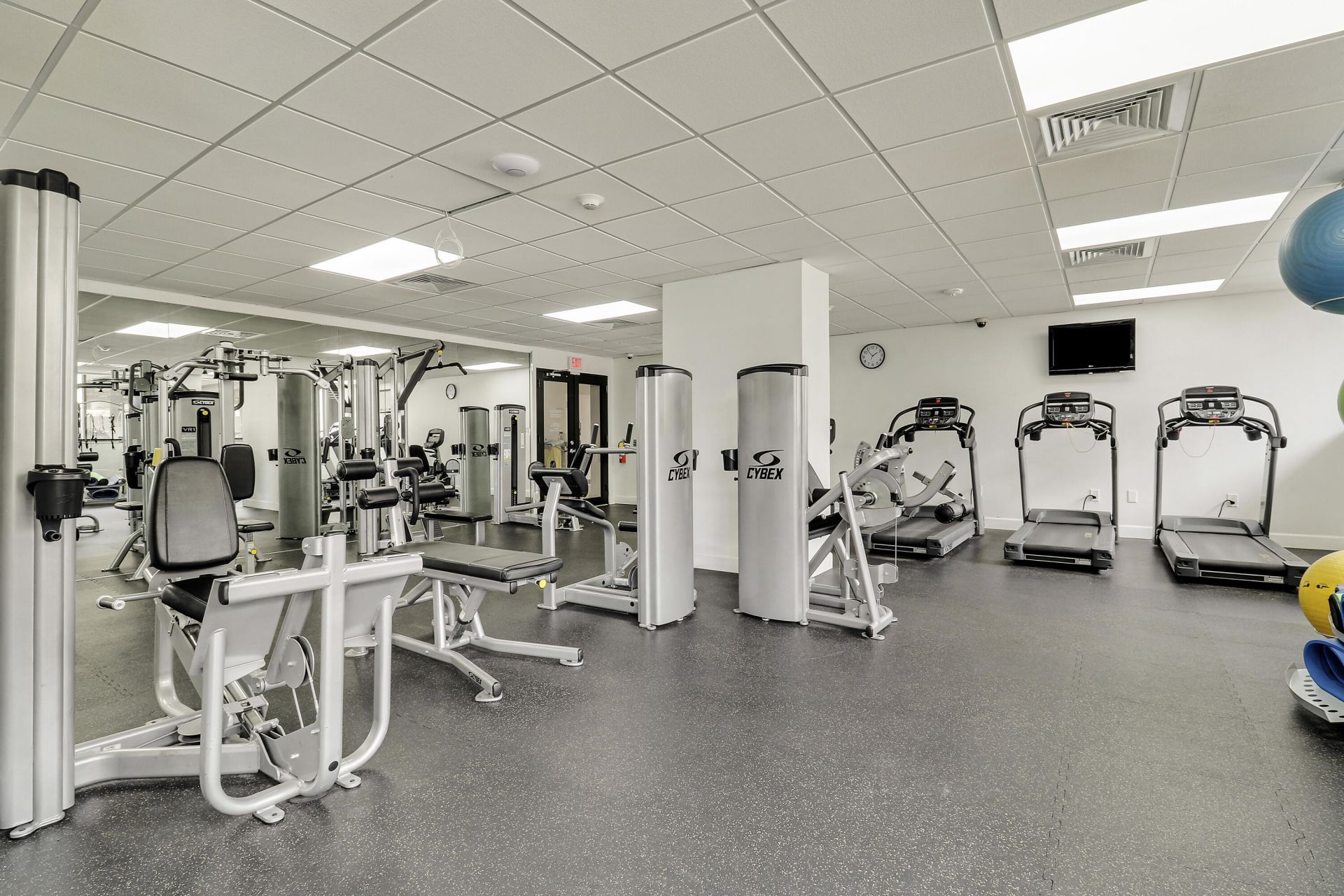 5600 N Flagler Drive, Unit Ph103, West Palm Beach, FL 33407 Photo