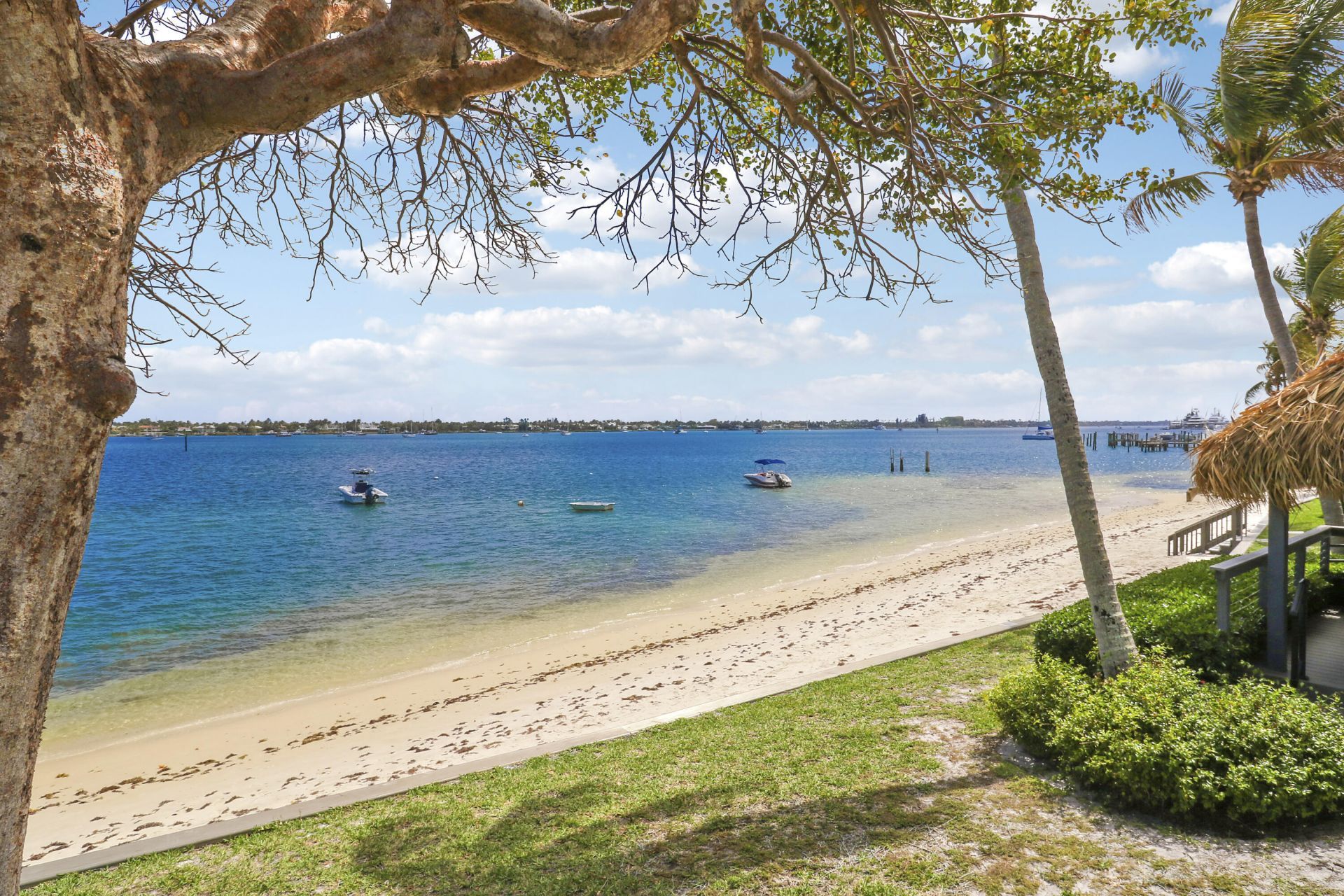 5600 N Flagler Drive, Unit Ph103, West Palm Beach, FL 33407 Photo