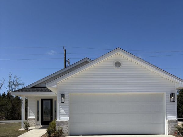 705 Fox Den Lane, Panama City, FL 32404