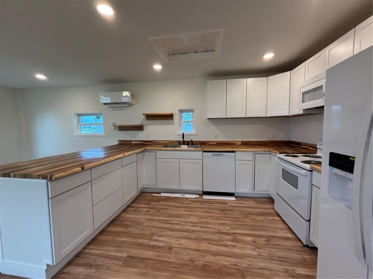 912 Lake Jessie Drive , Winter Haven, FL 33881 Photo