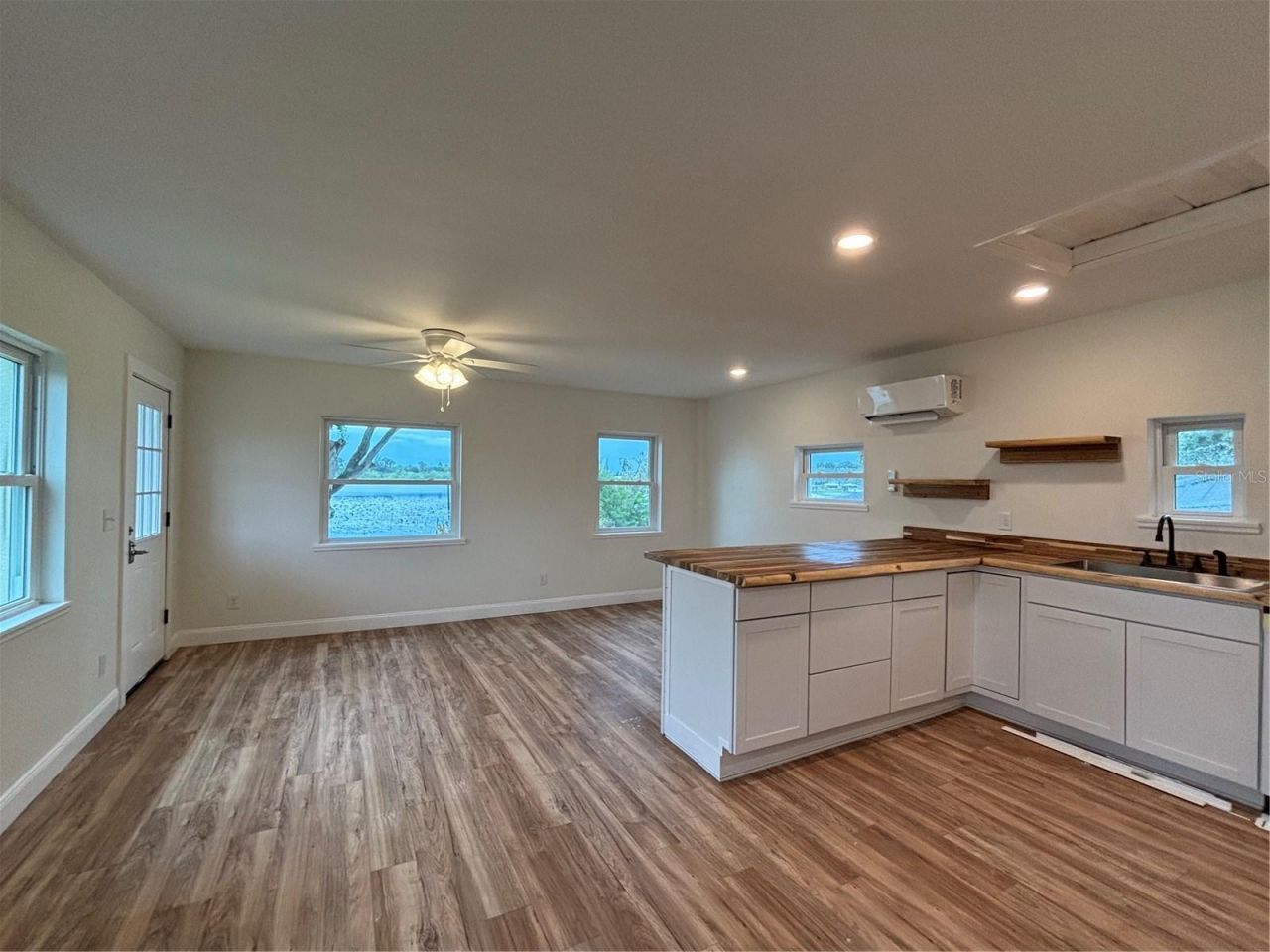 912 Lake Jessie Drive , Winter Haven, FL 33881 Photo