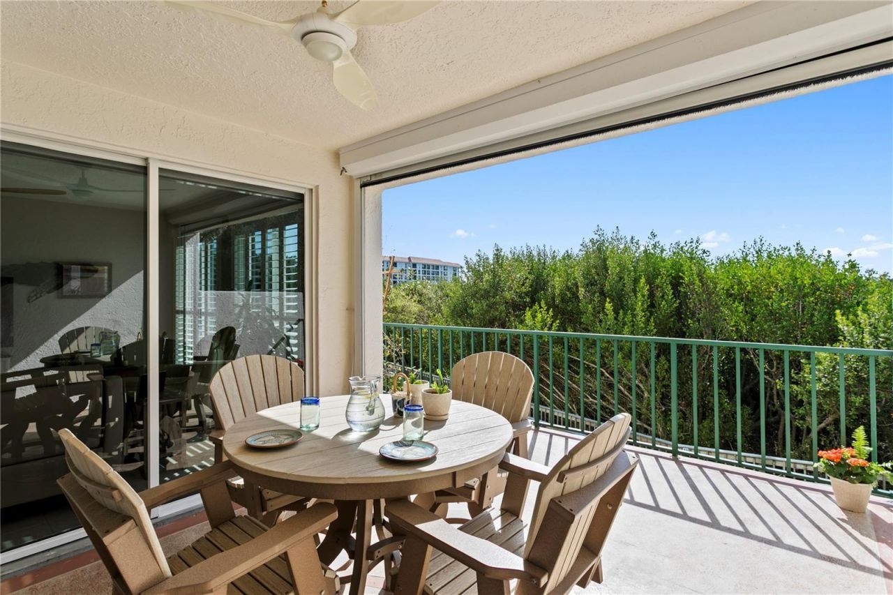 4750 Dolphin Cay Lane S, Unit 107, Saint Petersburg, FL 33711 Photo