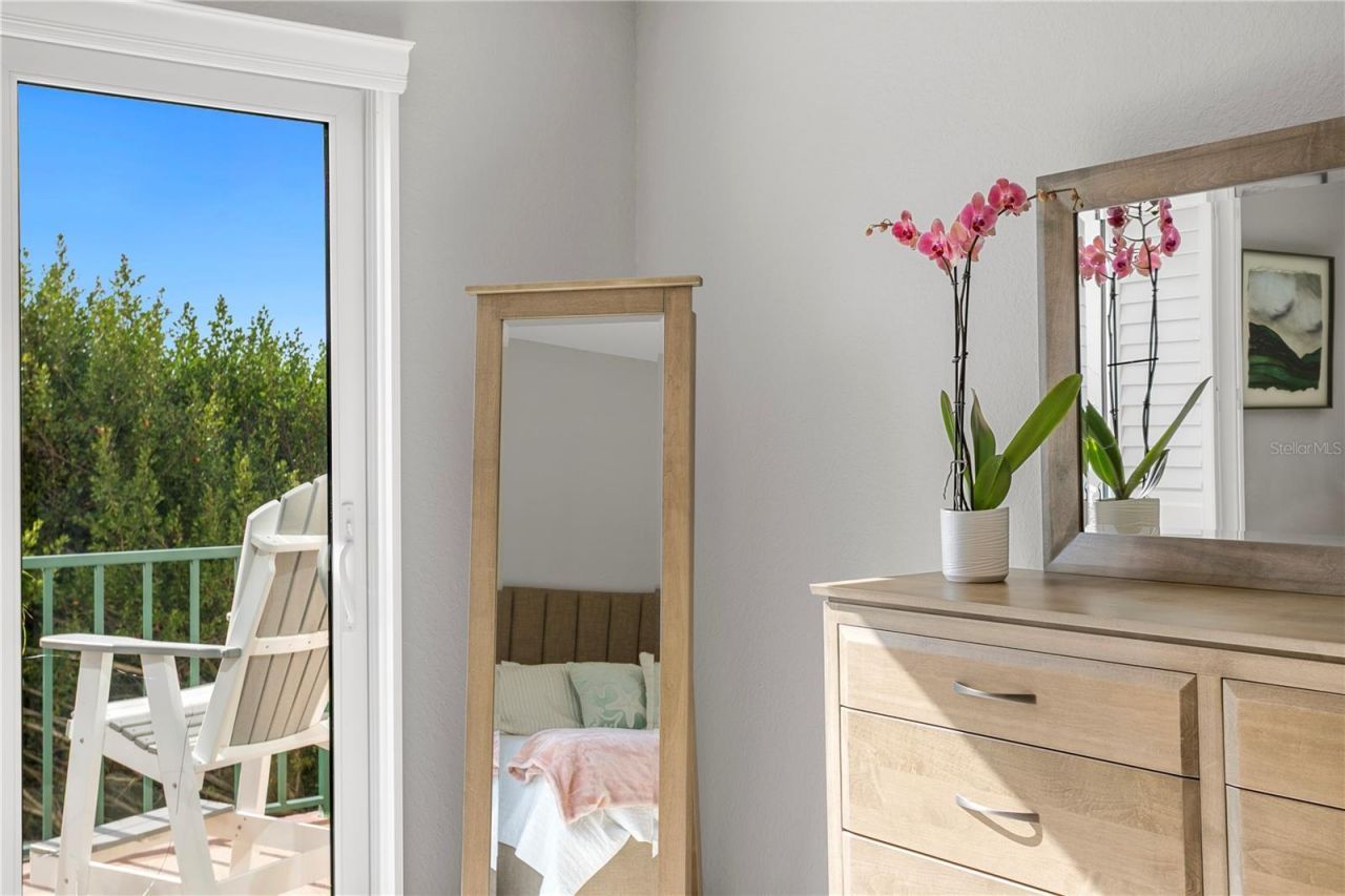 4750 Dolphin Cay Lane S, Unit 107, Saint Petersburg, FL 33711 Photo