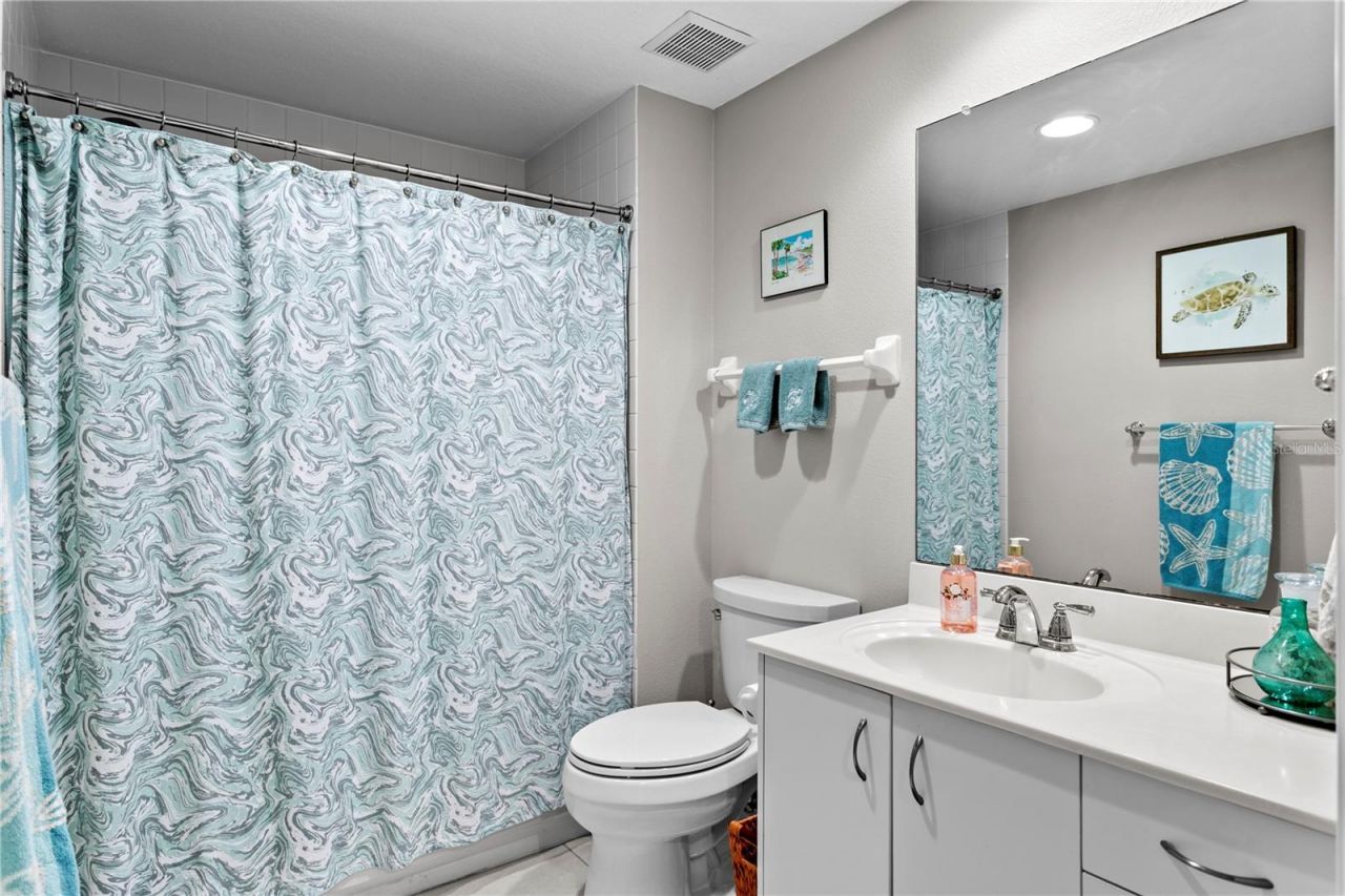 4750 Dolphin Cay Lane S, Unit 107, Saint Petersburg, FL 33711 Photo