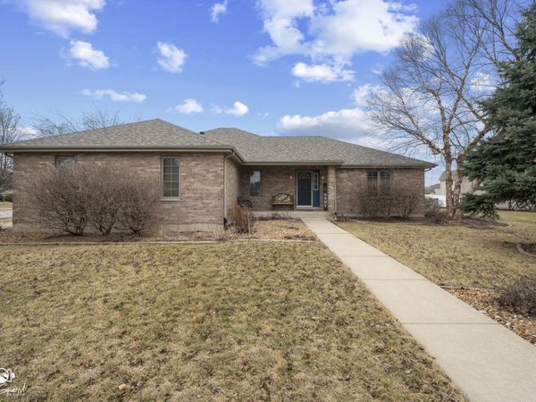 1212 Southcreek Drive , Manteno, IL 60950