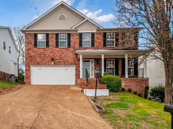 7440 Kreitner Dr , Nashville, TN 37221