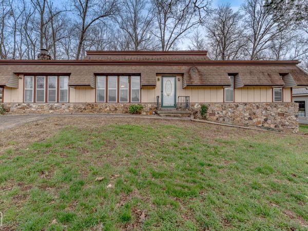 53 Cherokee Drive, Cherokee Village, AR 72529