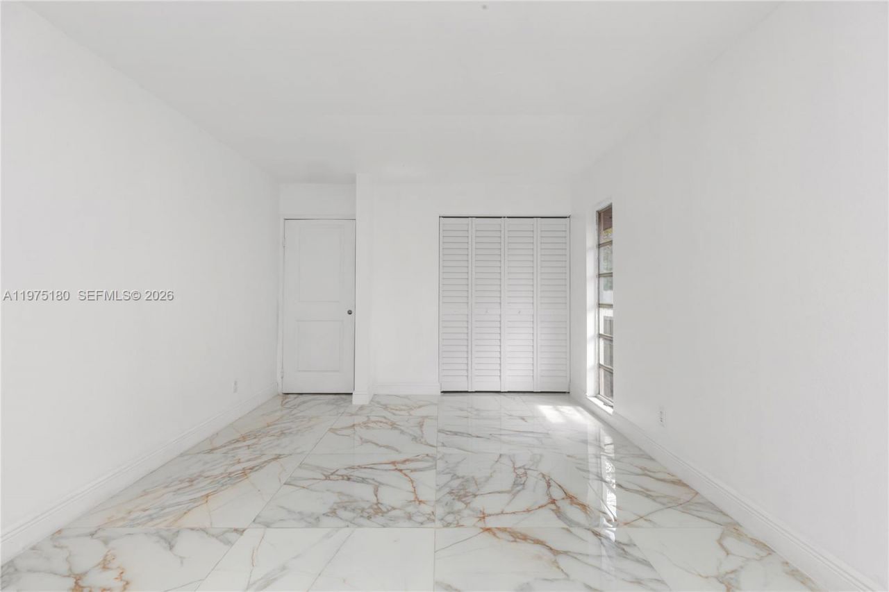 7906 NW 74th Ave, Tamarac, FL 33321 Photo