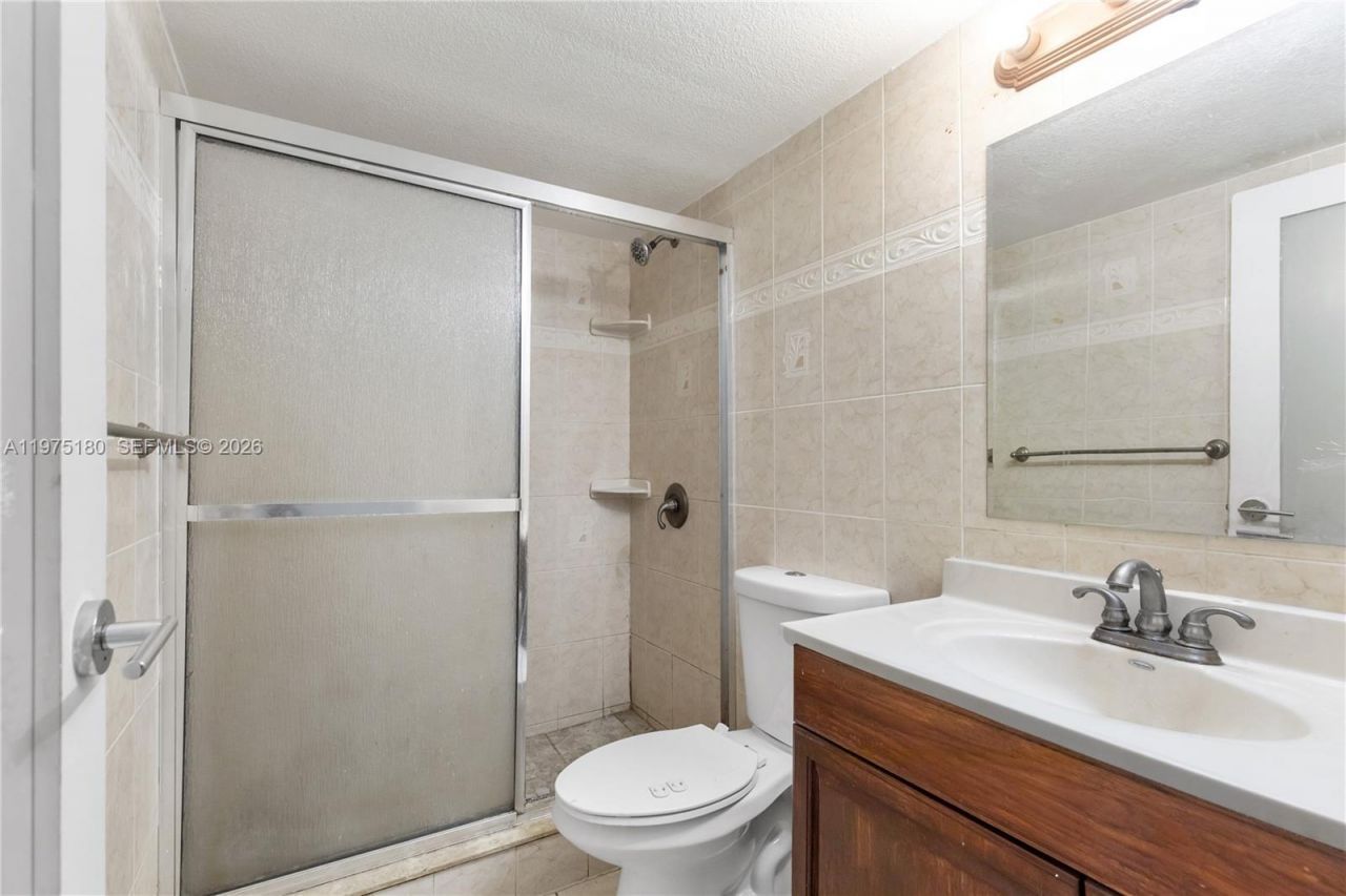 7906 NW 74th Ave, Tamarac, FL 33321 Photo