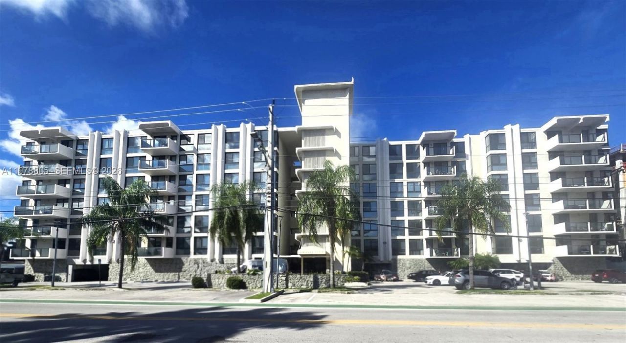 9800 W Bay Harbor Dr , Unit 305, Bay Harbor Islands, FL 33154 Photo