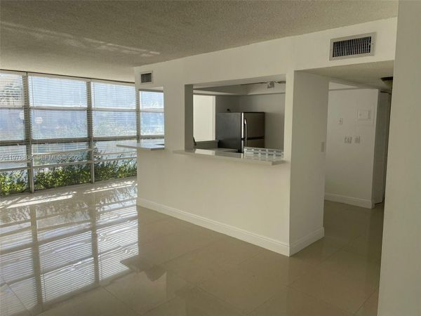 851 Three Islands Blvd, Unit 109, Hallandale Beach, FL 33009