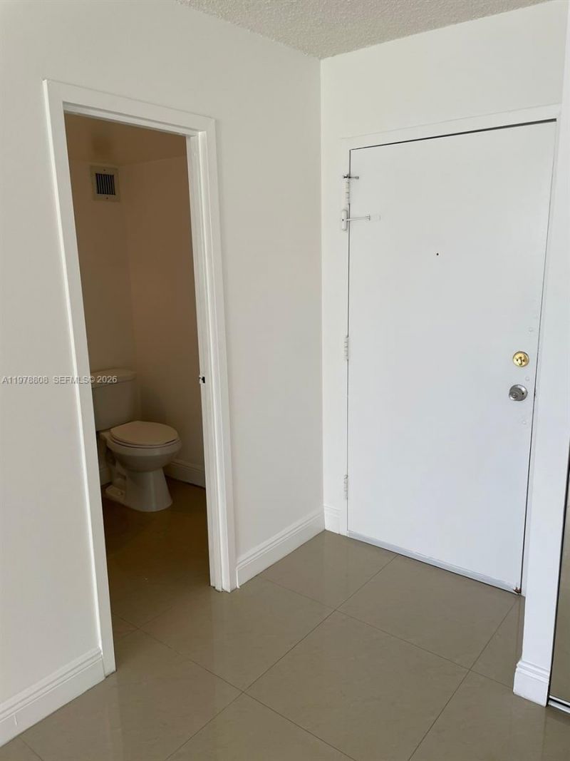 851 Three Islands Blvd, Unit 109, Hallandale Beach, FL 33009 Photo
