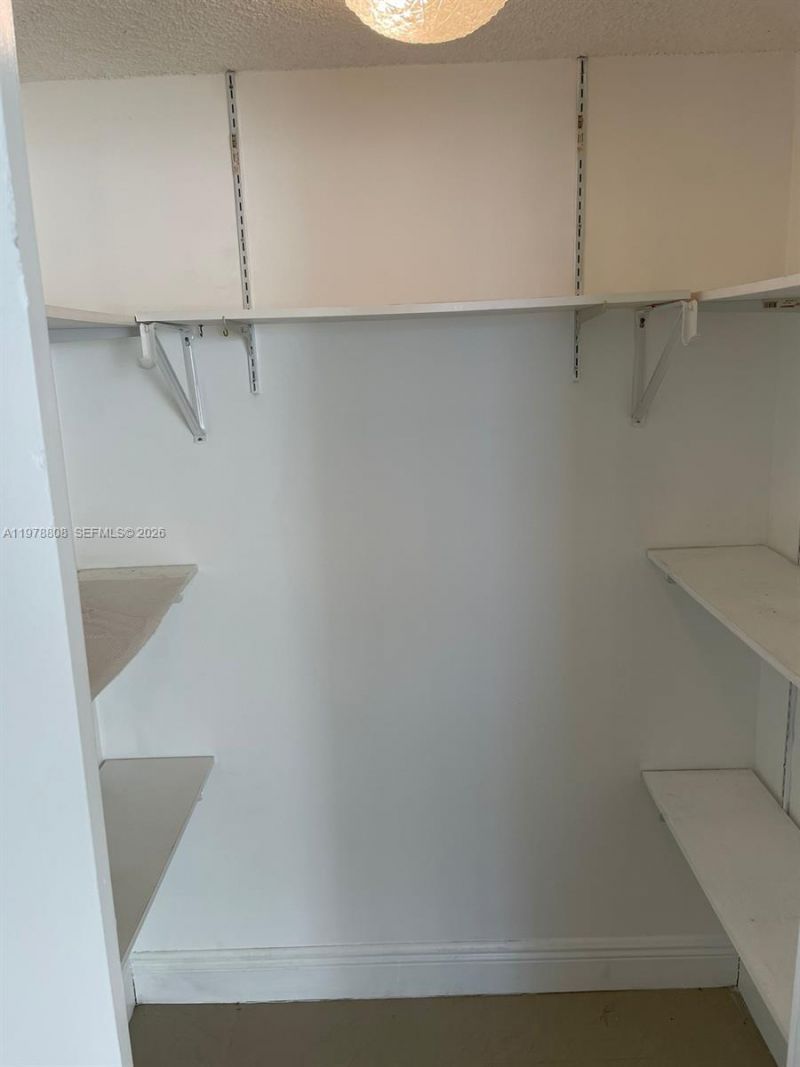851 Three Islands Blvd, Unit 109, Hallandale Beach, FL 33009 Photo