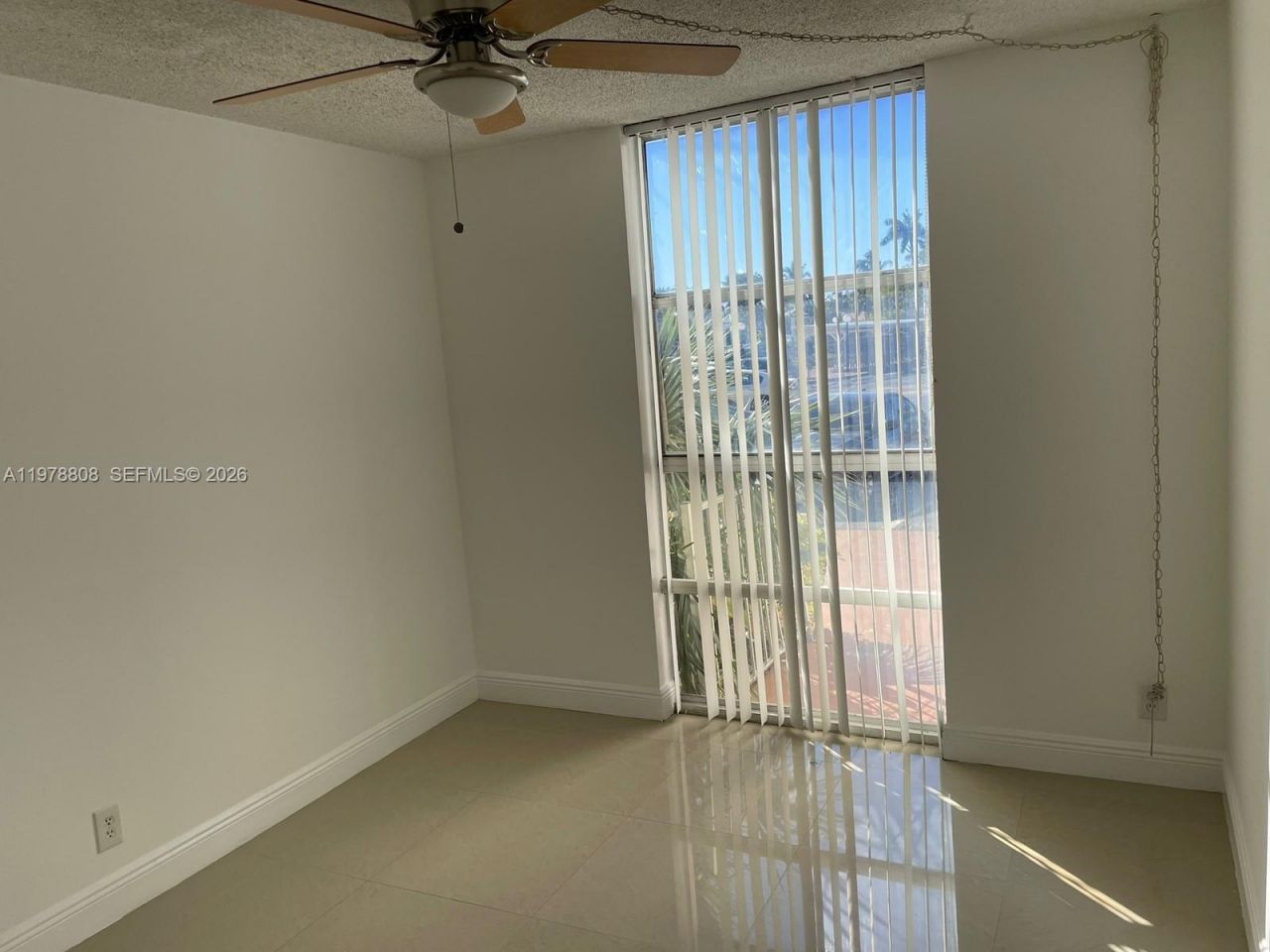 851 Three Islands Blvd, Unit 109, Hallandale Beach, FL 33009 Photo