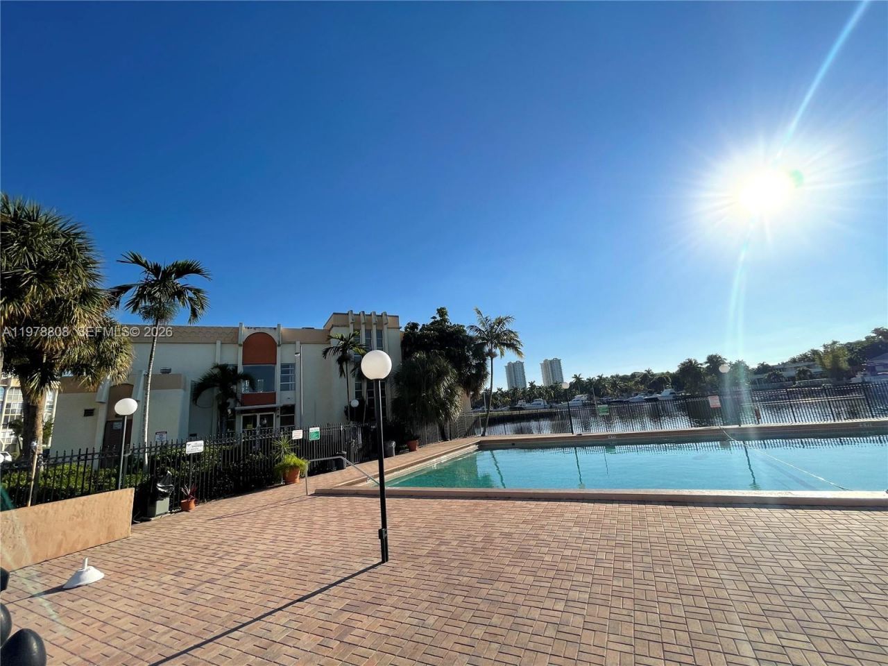 851 Three Islands Blvd, Unit 109, Hallandale Beach, FL 33009 Photo