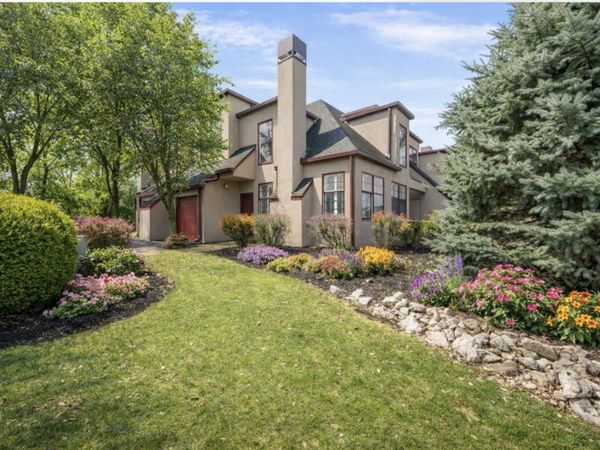 4370 Marin Woods, Unit B, Port Clinton, OH 43452