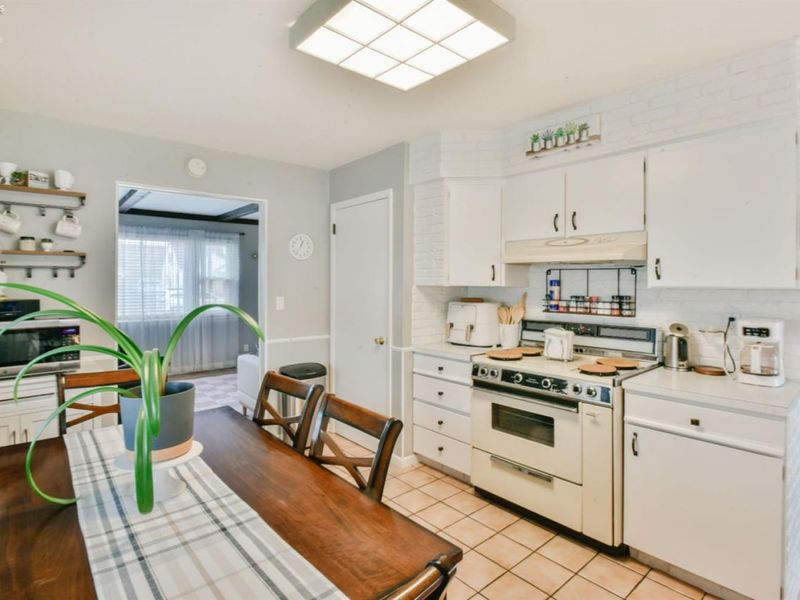 614 Clinton Street, Port Clinton, OH 43452 Photo 12