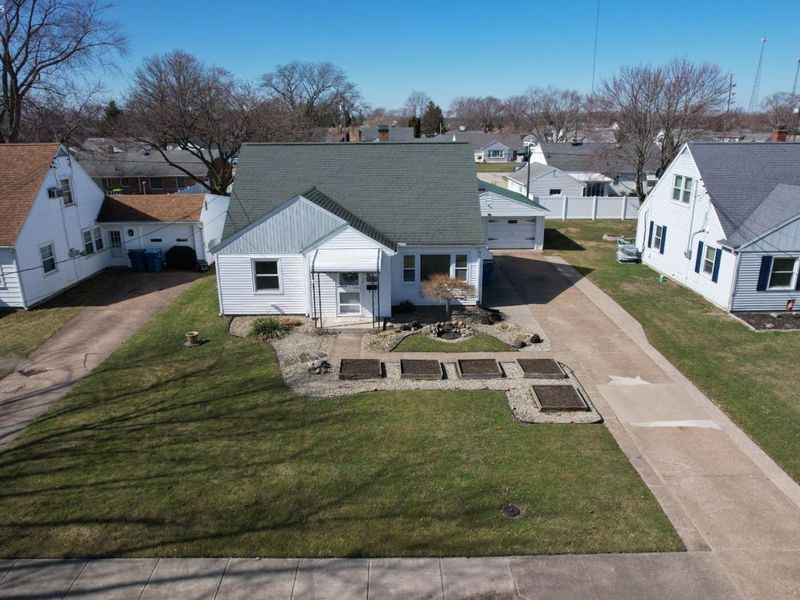 614 Clinton Street, Port Clinton, OH 43452 Photo 3