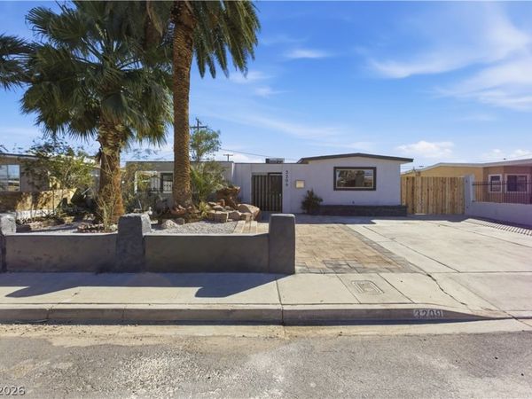 3209 Emmons Avenue, North Las Vegas, NV 89030