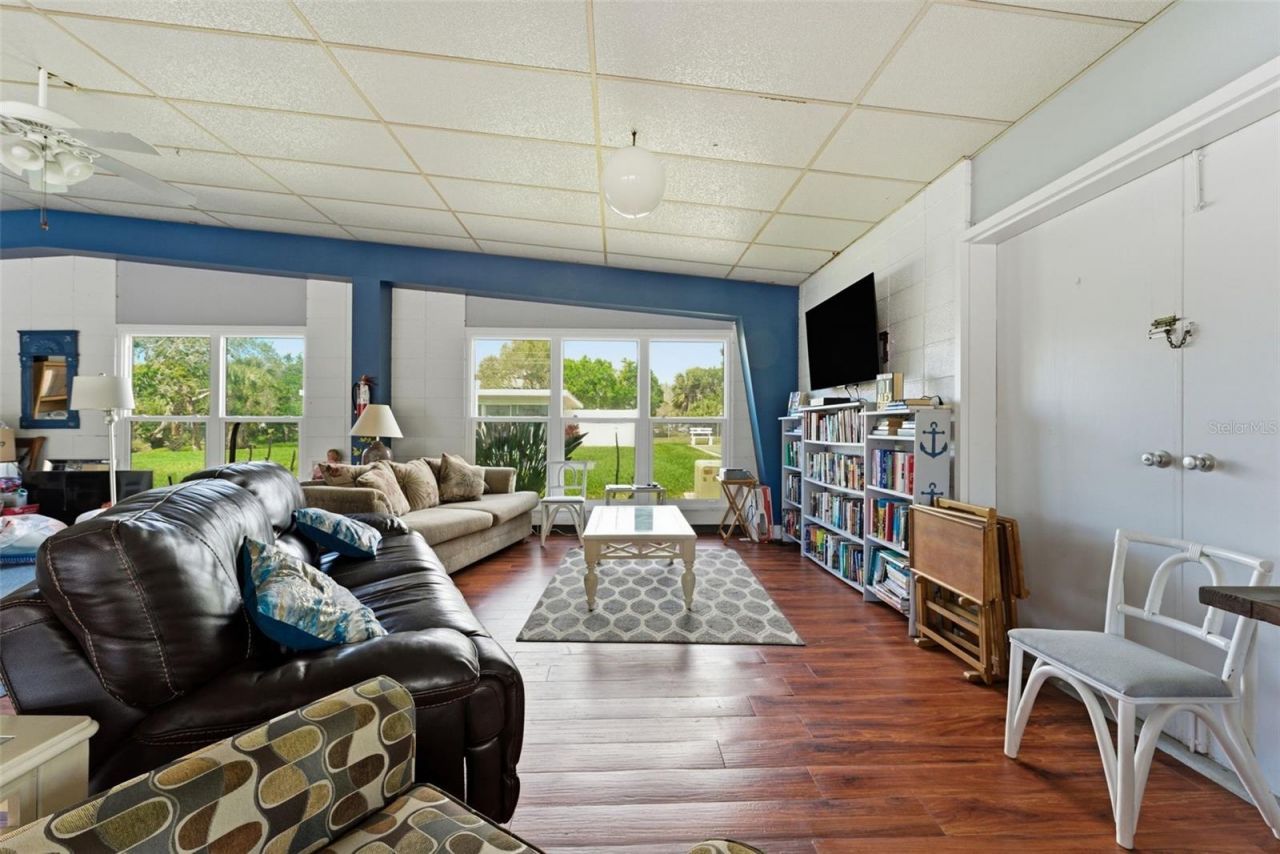 5061 Live Oak Circle, Bradenton, FL 34207 Photo