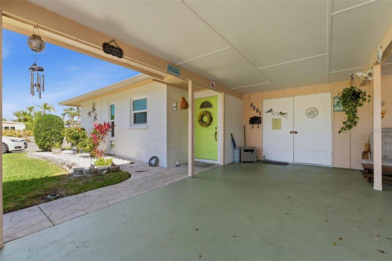 5061 Live Oak Circle, Bradenton, FL 34207 Photo