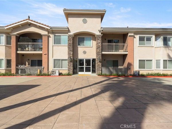 17888 Alburtis Avenue, Unit B117, Artesia, CA 90701