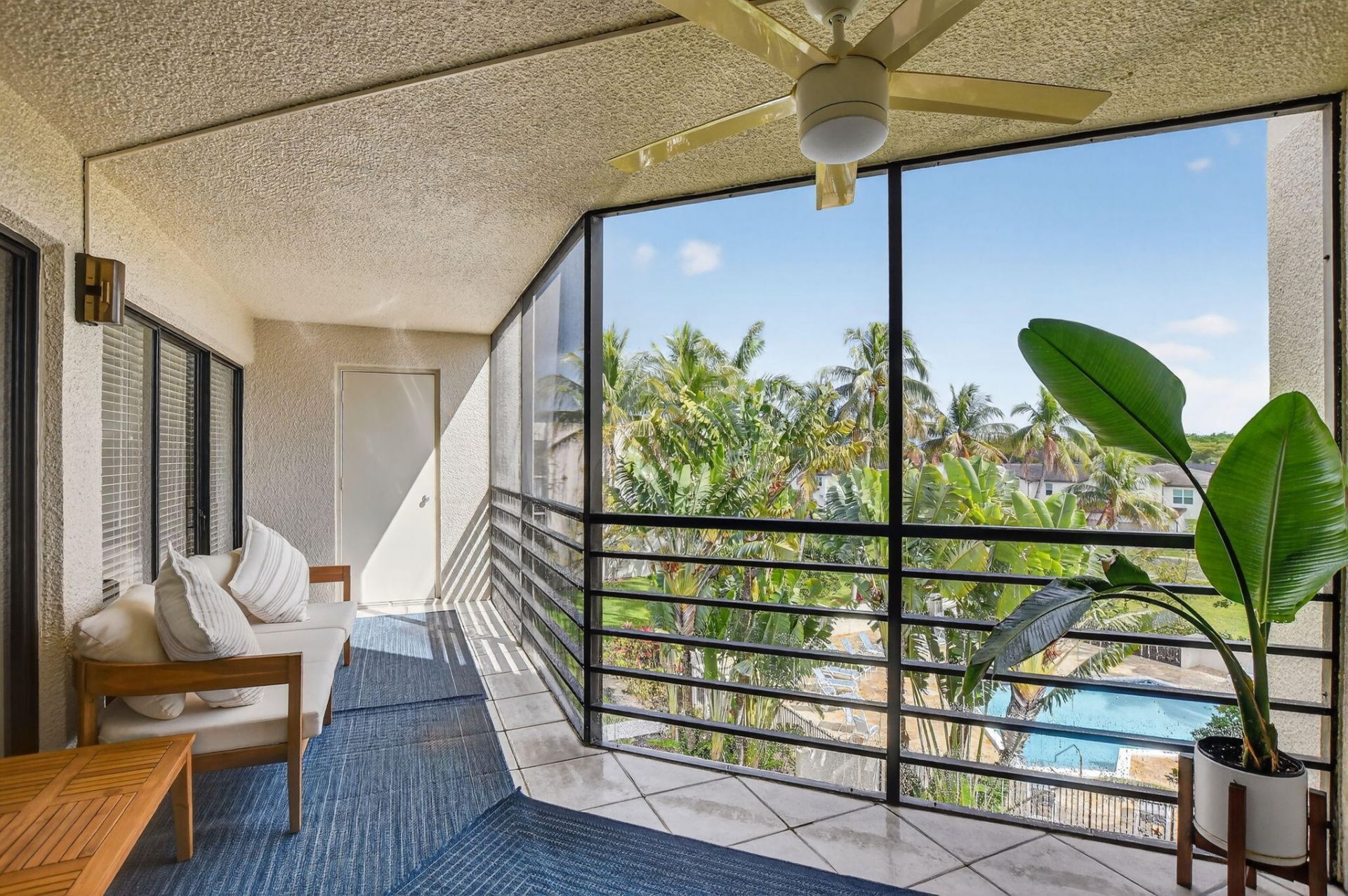 5851 Camino Del Sol, Unit Apt 402, Boca Raton, FL 33433 Photo