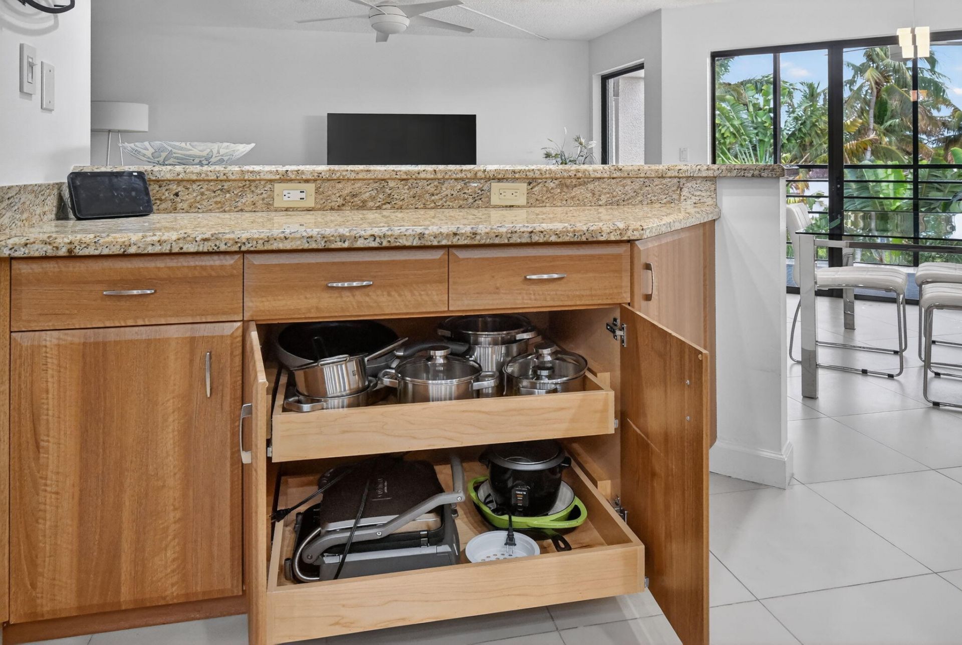 5851 Camino Del Sol, Unit Apt 402, Boca Raton, FL 33433 Photo