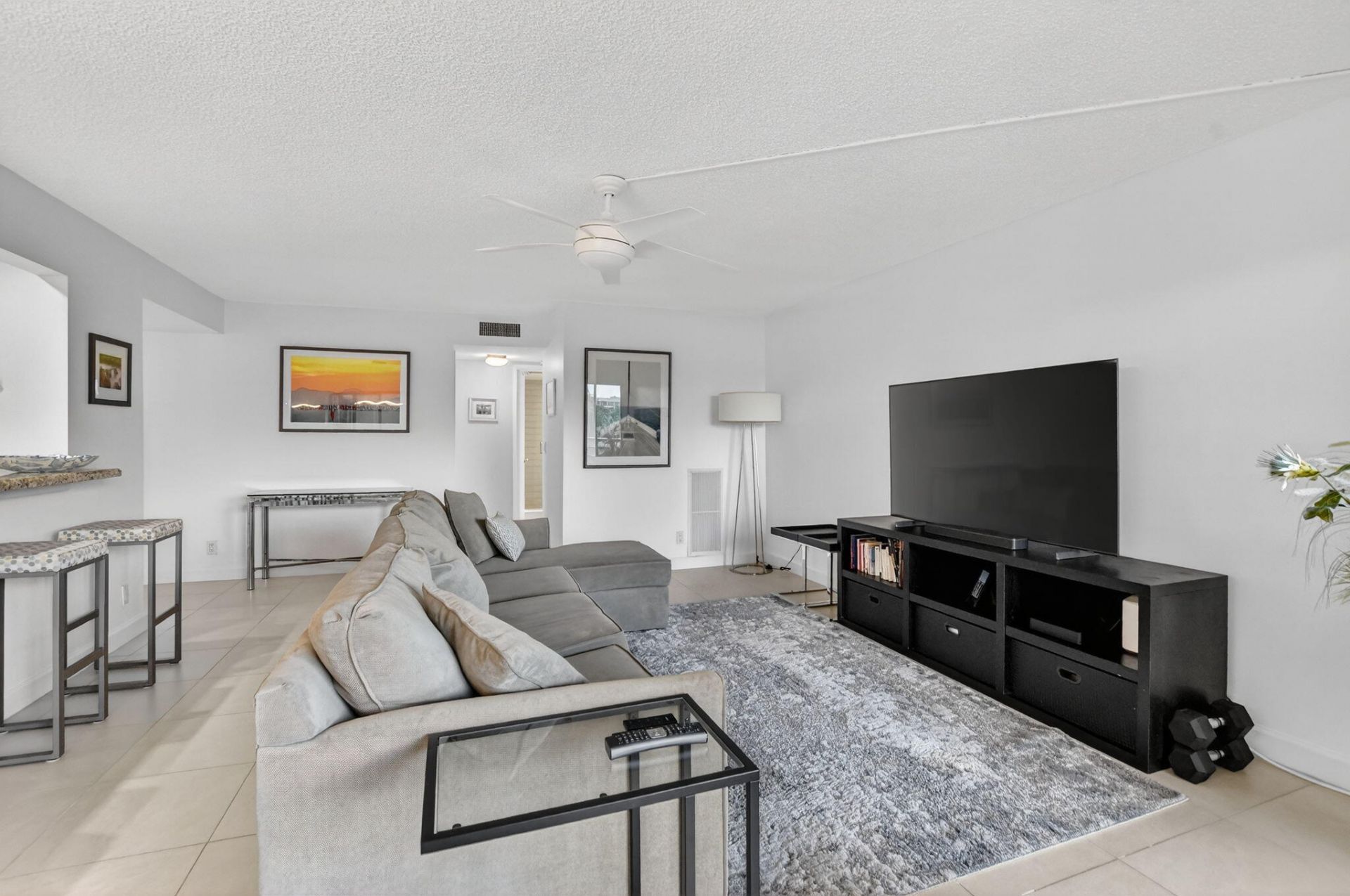 5851 Camino Del Sol, Unit Apt 402, Boca Raton, FL 33433 Photo