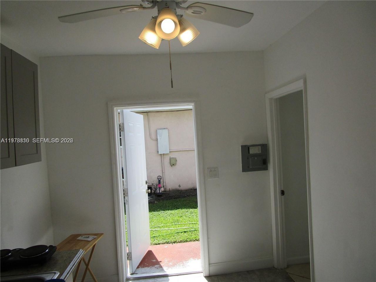 115 NE 192nd St , Unit 1, Miami, FL 33179 Photo
