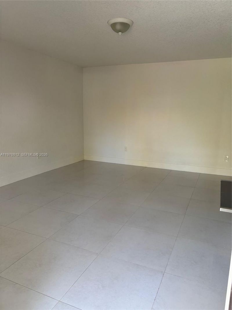 1449 N 14th Way, Unit 103, Hollywood, FL 33020 Photo