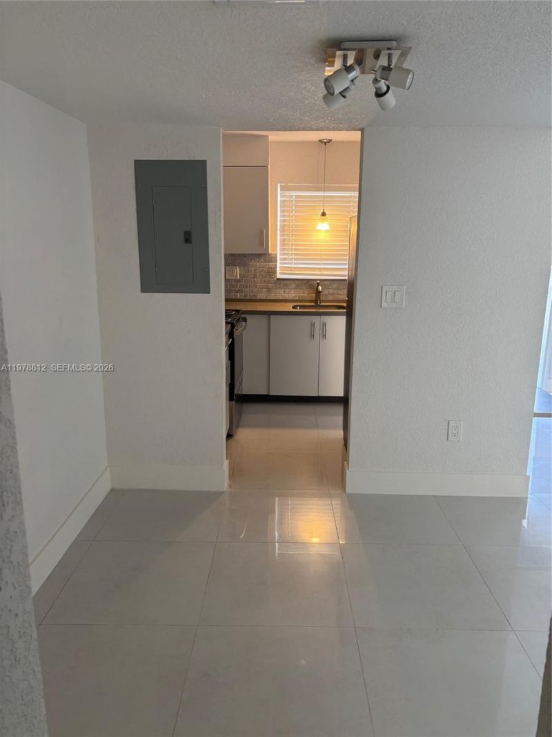1449 N 14th Way, Unit 103, Hollywood, FL 33020 Photo