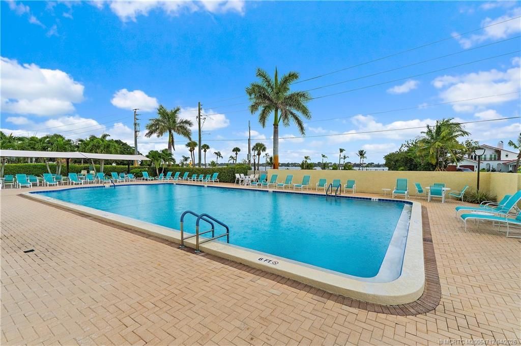 1800 SE Saint Lucie Boulevard, Unit 7-201, Stuart, FL 34996 Photo