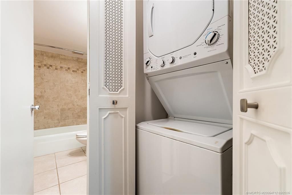 1800 SE Saint Lucie Boulevard, Unit 7-201, Stuart, FL 34996 Photo